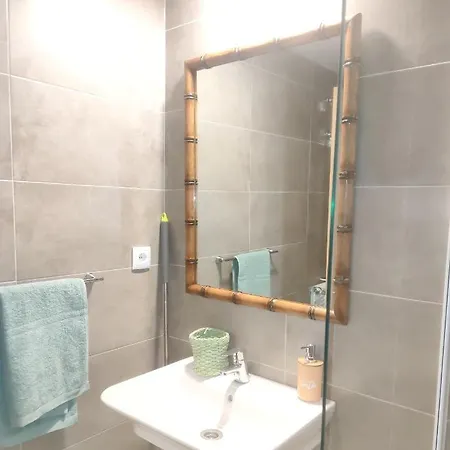 Apartamento A Estrenar En *