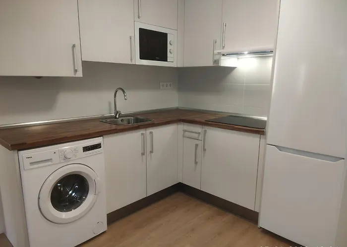 Apartamento A Estrenar En *